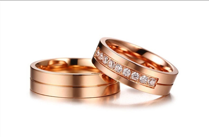 Juego de anillos de promesa a juego para parejas anillos grabados personalizados para él y ella anillos de pareja para él y para ella bandas de promesa a juego para pareja imagen 2