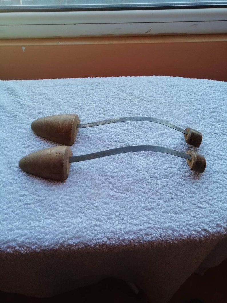 Shoe molds. Vintage shoe molds. Rare shoe molds. Wooden shoe mol Shoe molds. Vintage shoe molds. Rare shoe molds. Wooden shoe mol