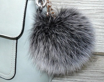 本物のファーキーホルダーバッグチャーム、ふわふわキーリング、本物の