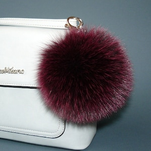 Porte-clés boule en fourrure bordeaux, porte-clés pompon fourrure, breloque de sac pompon fourrure de renard véritable, porte-clés pelucheux, breloque sac à main boule floue