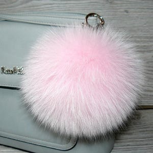 Porte-clés pompon en fourrure rose, breloque de sac porte-clés en fourrure, porte-clés duveteux pour voiture, pompon en fourrure de renard véritable, porte-clés boule de fourrure, décoration en fourrure pour sac à dos