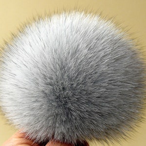 Pompon di pelliccia vera, pompon di pelliccia grigio chiaro per cappello, pompon di pelliccia di volpe, pompon staccabile, pompon di volpe argentata