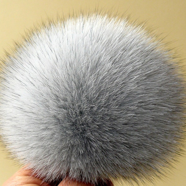 Real fur pom pom, Light gray fur pompom for hat,  Fox fur pom,  Detachable pompom, Silver fox pom pom