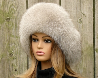 Damen Winter Pelzmütze, Mütze aus Echt Fuchspelz, Elegante Warme Kopfbedeckung für Kaltes Wetter, Kuschelige Geschenkidee für Sie, Handgefertigte Pelz Accessoires