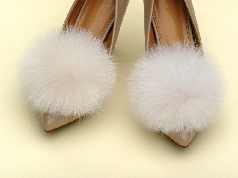 Shoe Clips for Women, Shoe Pompom, Shoe Decorations, White Wedding Shoe Clips, Bridal Shoe Clips, Fluffy Pom Pom Shoe Brooch, Furry Shoe Bow image 7