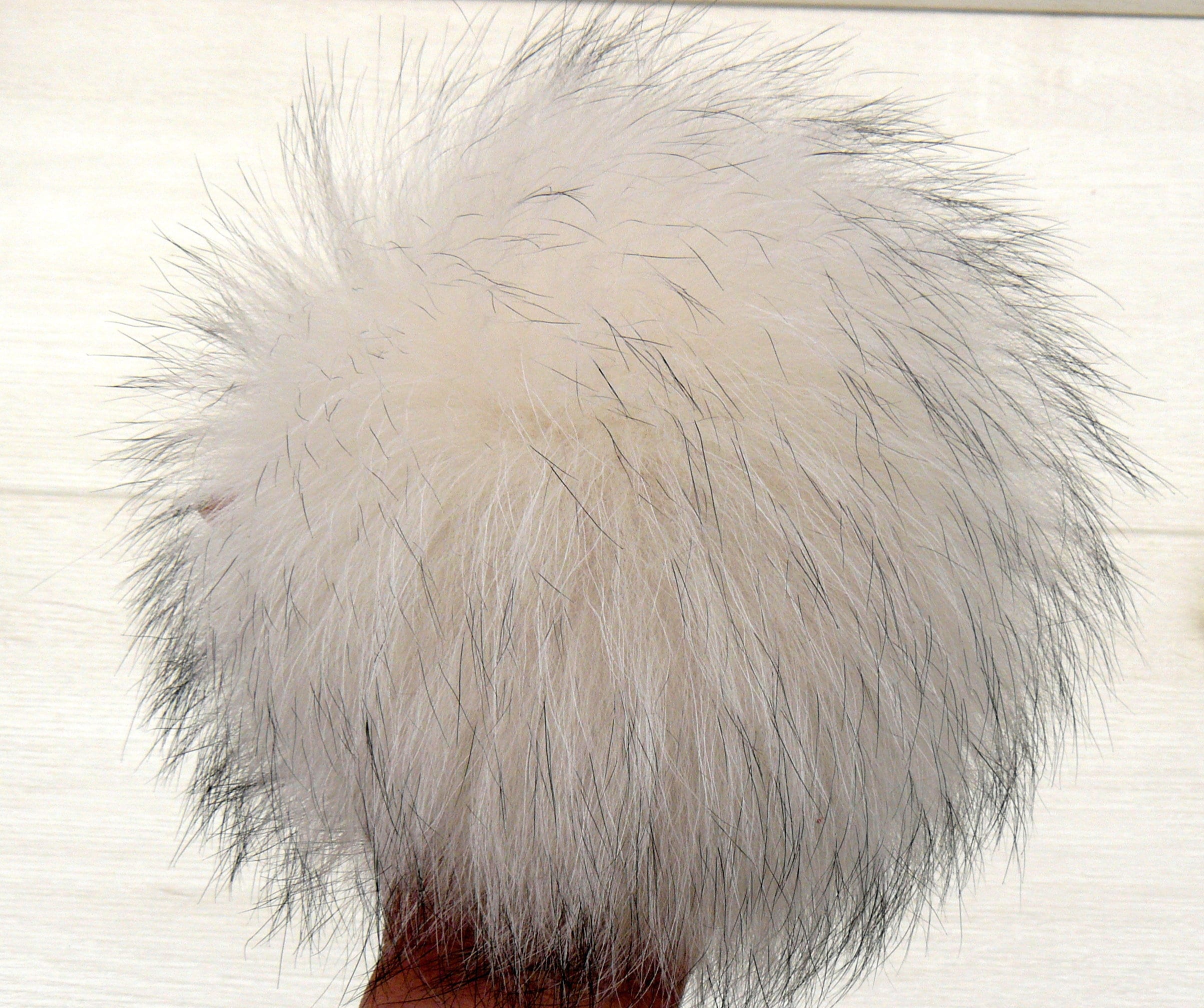 Cream Fur Pom Pom for Hat, Raccoon Fur Pompom, Knitted Hat Pom Pon, Furry Pompom, Removable Fluffy Pompon, Craft Accessory, Fuzzy Bommel