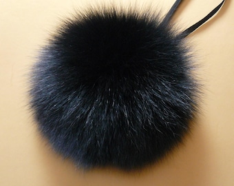 ホッキョクギツネの毛皮のポンポン、黒い毛皮のポンポン、本物の毛皮のポンポン帽子、毛皮のポンポン、毛皮のボール、取り外し可能なポンポン、毛皮のキツネ、ふわふわの毛皮のポンポン