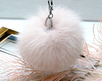 Fur ball keychain, Fur pompom key chain, Fluffy keychains, Puff key fob, Furry ball keyring, Fuzzy purse charm, Fur bag charms