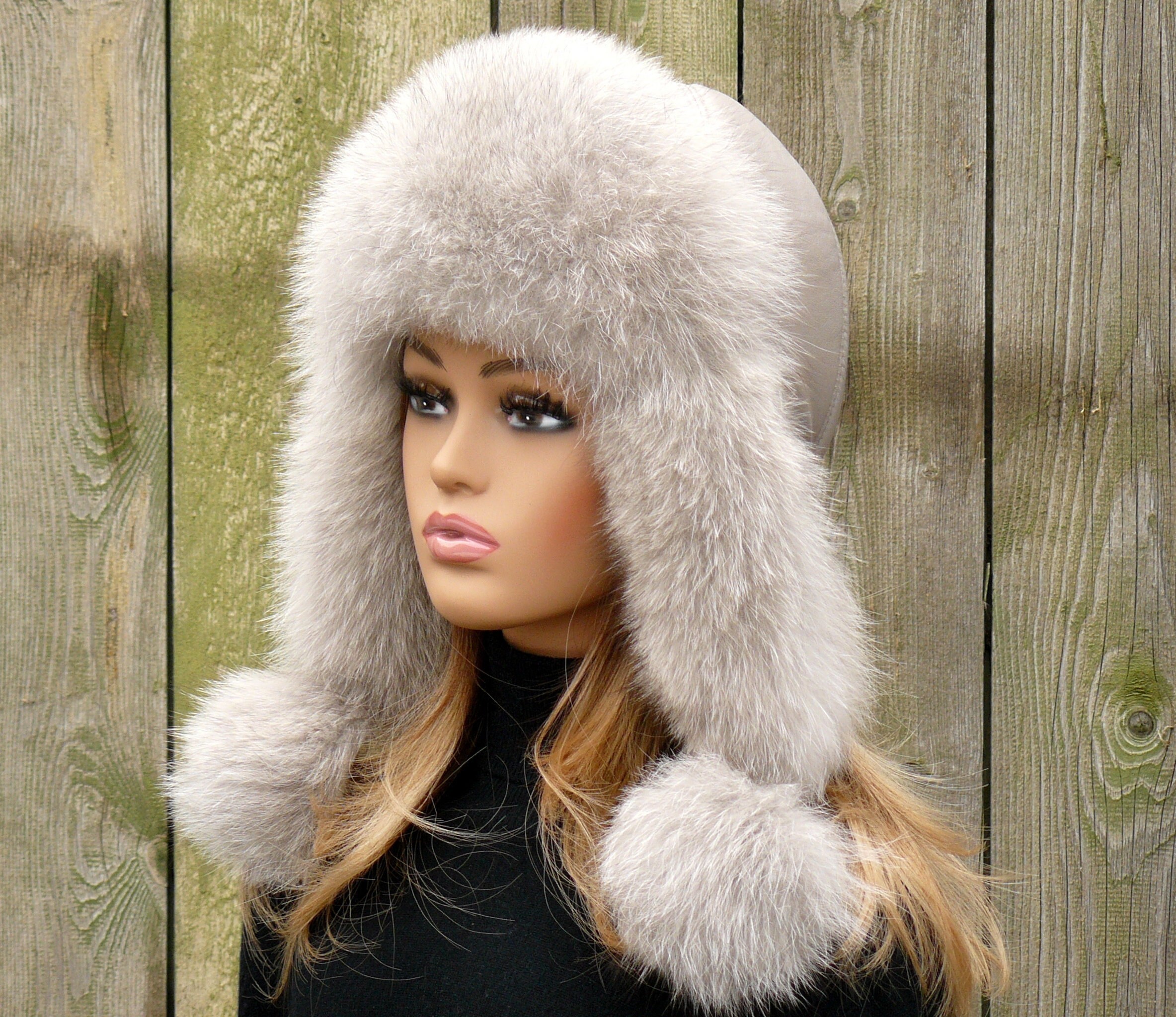 Essentials Women's Faux Fur Trapper Hat 