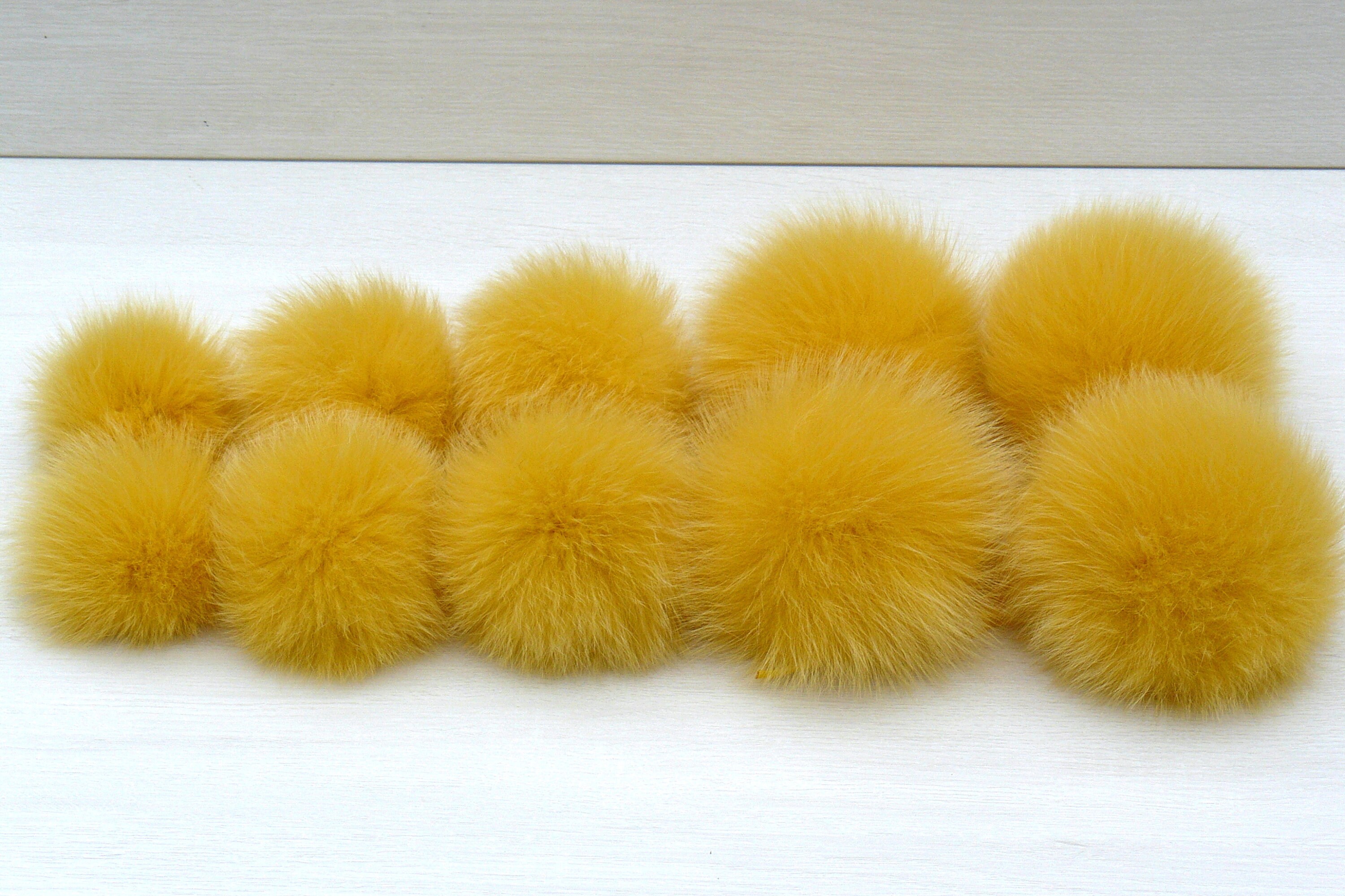 30pcs 1 25mm Yellow Pompom Fur Craft DIY Soft Pom Poms For Children Toys  Cellphone Wedding Home Decoration Accessories - AliExpress