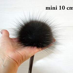 Silberfuchs Pelzbommel, Flauschiger Pom Pom für Mütze, Großer Pelzbommel, Echtpelz Pom Pom für Mütze, Abnehmbare pompoms mini 10 cm / 4"