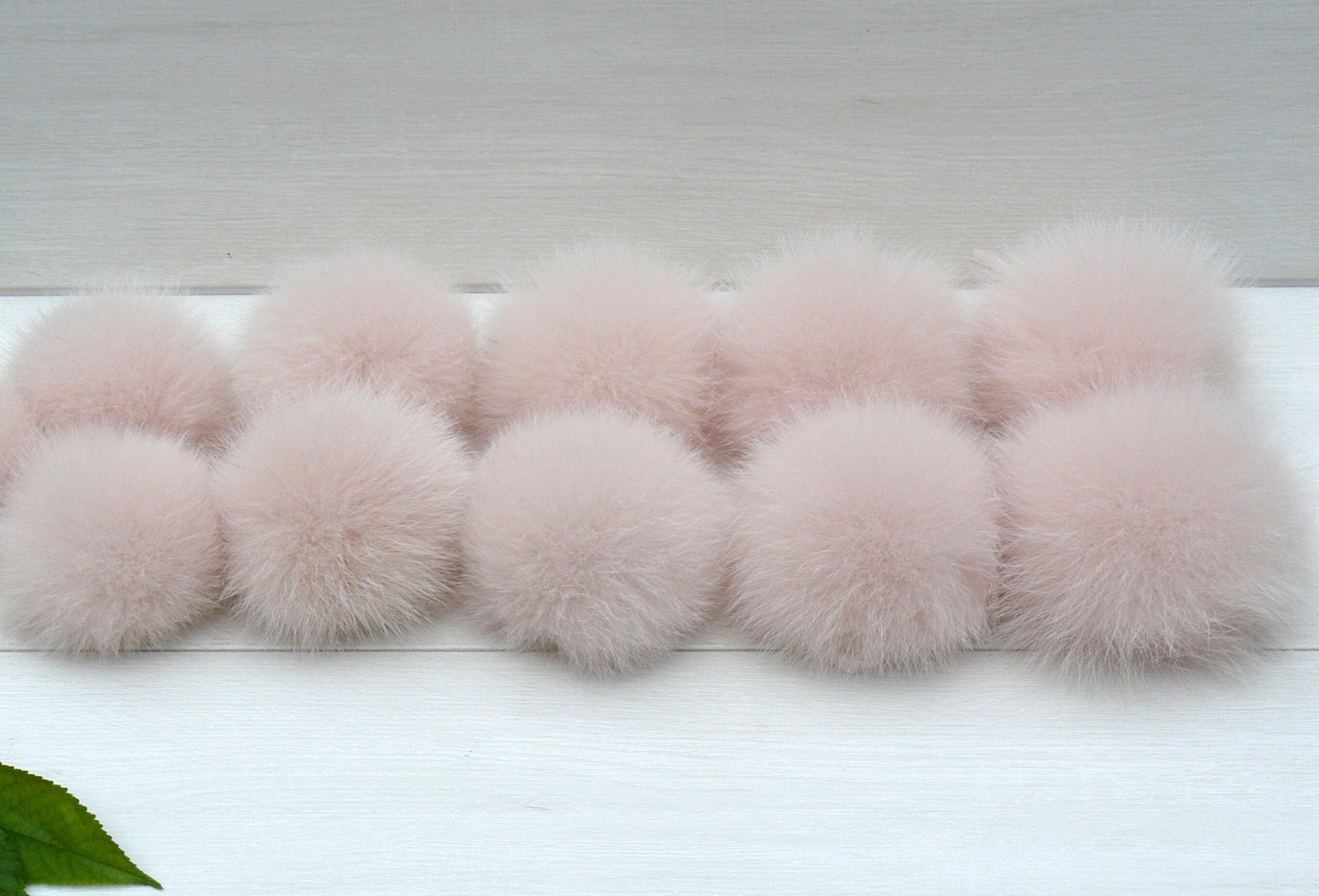  3.15 Inches Faux Fur Pom Pom Balls DIY Faux Fox Fur Fluffy Pompoms  for Hats Scarves Gloves Bags Accessories