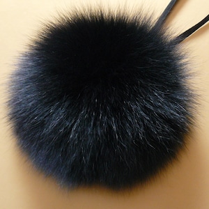 Pon pon di pelliccia di volpe artica Pon pon di pelliccia nera Pelliccia vera Cappello con pon pon Pon pon di pelliccia Palla di pelliccia Pon pon staccabile Pelliccia di volpe Pon pon di pelliccia soffici