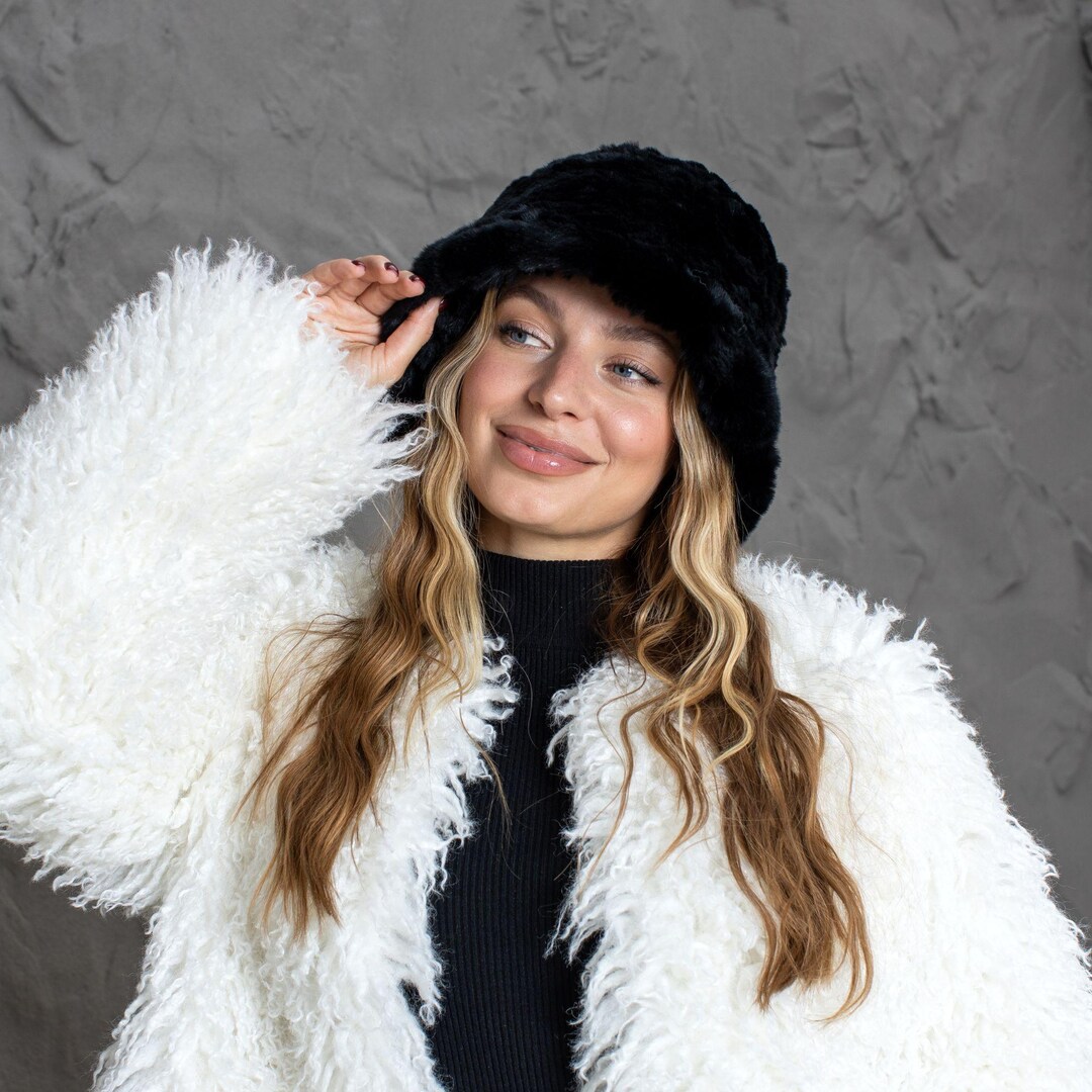 Black Crocheted Rex Rabbit Fur Brim Hat with Rose URSFUR Winter Women main image 2