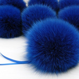 Bright Blue Fur Pompom for Hat, Fur Pom Pom, Fox Gur Pom Pon, Large Furry Ball, Detachable Pompon, Attachable Fuzzy Bommel, Fluffy Bubble