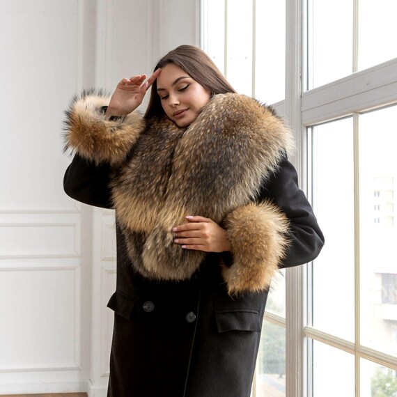 Real Raccoon Fur Collar and Cuff Set, Long Fur Scarf, Fuzzy