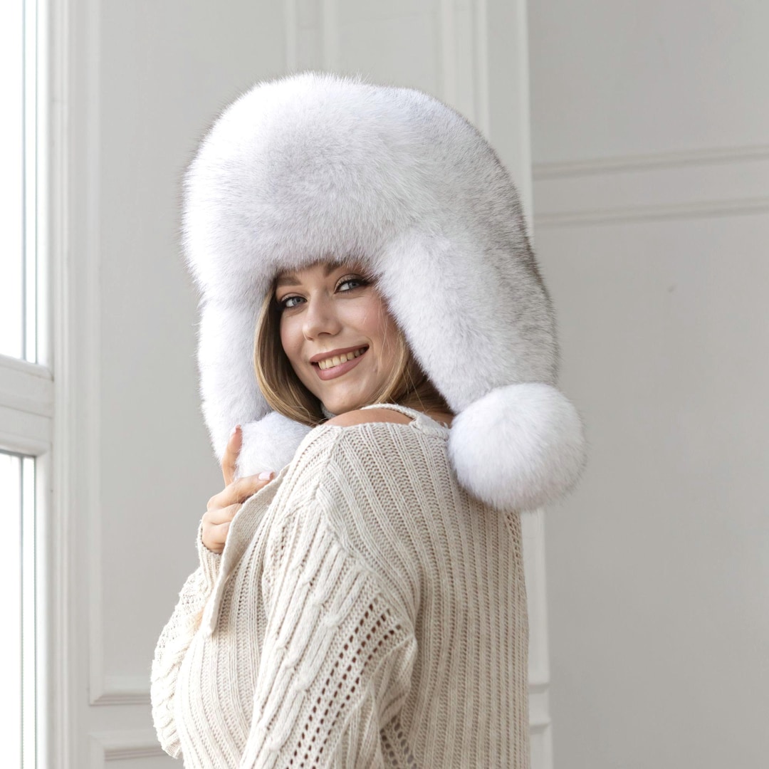 White Real Arctic Fox Fur Trapper Hat With Ear Flaps, One-piece
