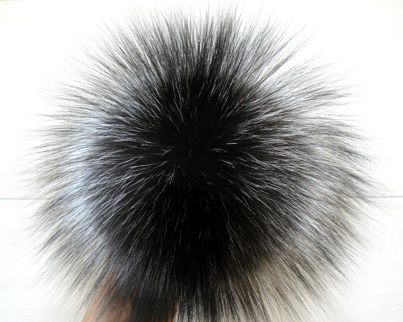 Silver fox fur pompom, Fluffy pom pom for hat, Large fur pompom, Real fur pom pom for hat, Detachable pompoms