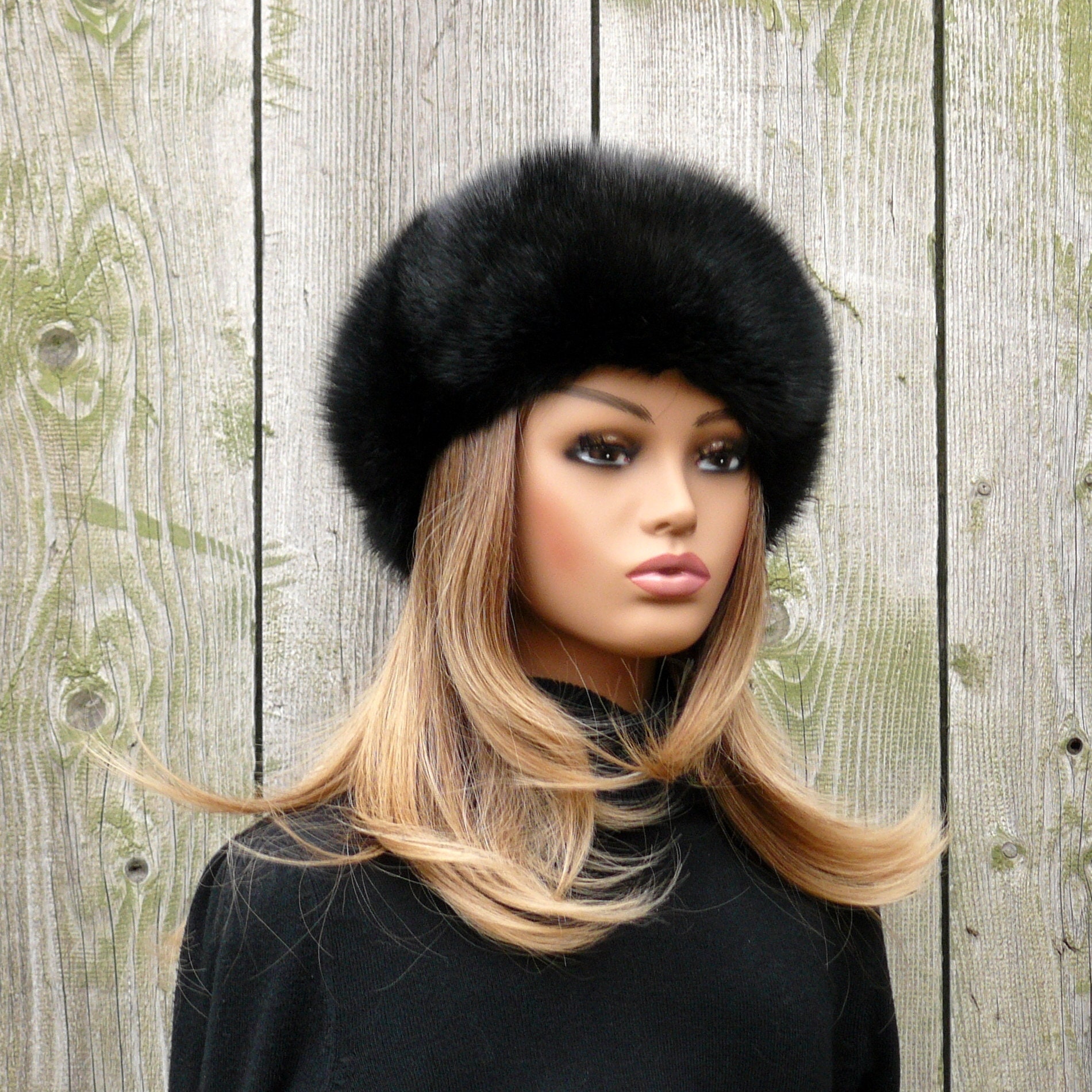 2949 Women\'s Fur Hat Beret Hat For Winter With Knitted Real Mink Fur French The Vail Fawn Fox Beret: FurHatWorld.com main image 3