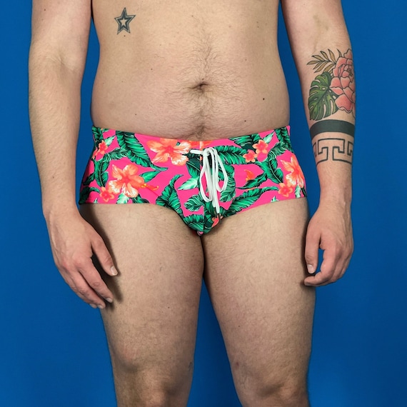 Men’s Printed Swim Briefs, Tropical Hibiscus Floral Pattern on Vibrant Pink Background, Wide Cut Retro Vintage Swimsuit Inspired