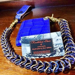 Titanium KNUCKLE-UP (box chainmaille weave).