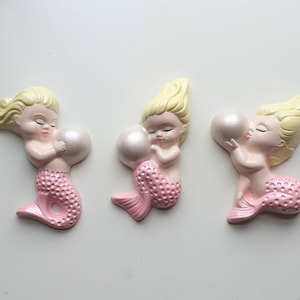Kitsch Merbabies Wall Plaque Set x 3 (Rose) - Vintage style chalkware, Mid-century, Lefton, Norcrest, Tiki, Mermaid decor