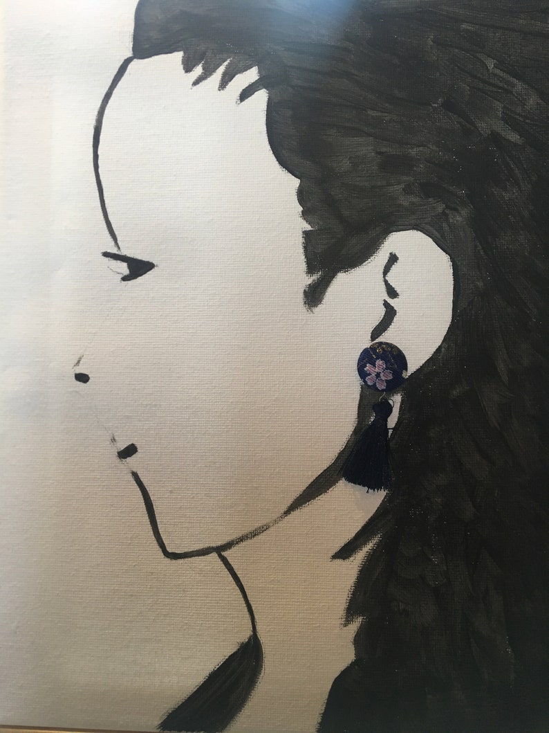 Kimono stud earrings with tassels