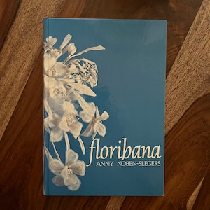 Floribana 3d Duchess Flowers 34.50 by Anny Noben-Slegers-approx 25 patterns written in Dutch Hardcover USED Out of Print Bobbin Lace Book