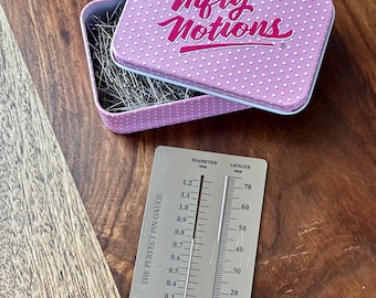Alfileres para encaje de bolillos de 14,50 a 1 1/4 pulgadas y 0,50 mm de diámetro. Ideales para encaje de bolillos, binche, etc. Más de 1500 pintas en una lata, tamaño 32,50