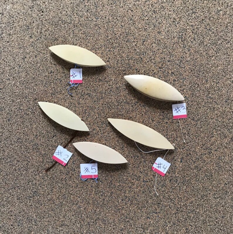 Vintage Tatting Shuttles Used Celluloid Plastic Shuttles Etsy