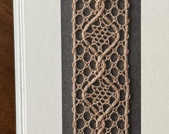 Beginner Bobbin Lace Books 37.50 La Dentelle Aux Fuseaux by Megumi