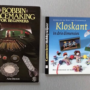 Bobbin Lace Books 12.50-14.50ea - Bobbin Lacemaking for Beginners Used and Out of Print by Amy Dawson or Kloskant in drie dimensies in Dutch