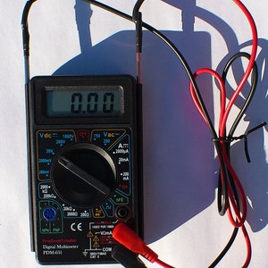The Human Battery includes copper/zinc wire + meter