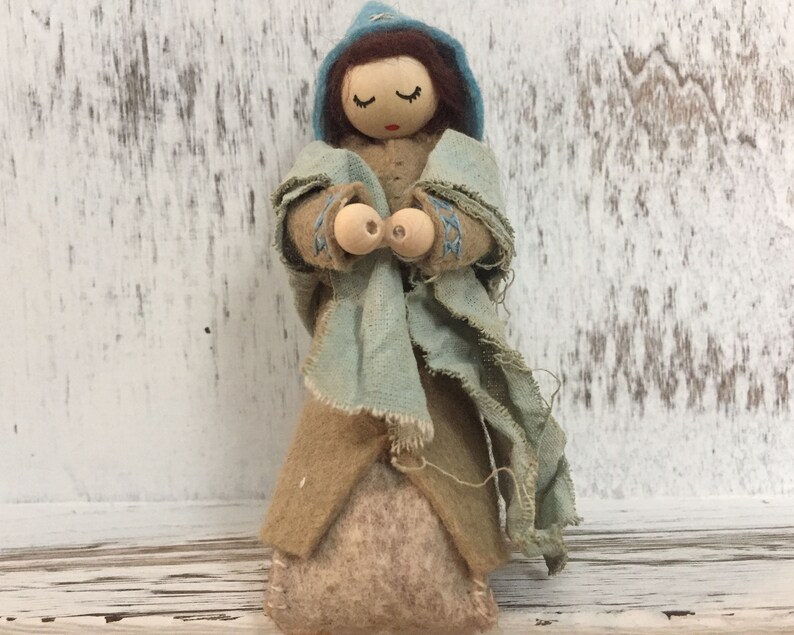 Christmas DIY Nativity Scene Felt Pattern Mary and Baby Jesus image 1