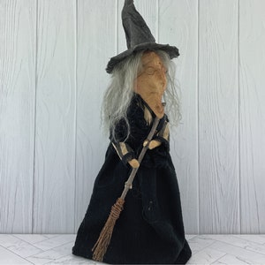 Halloween Witch Pattern Harriet Hollows PAPER PATTERN / Primitive Folk Art Sewing Pattern / Halloween Decor / Halloween Craft