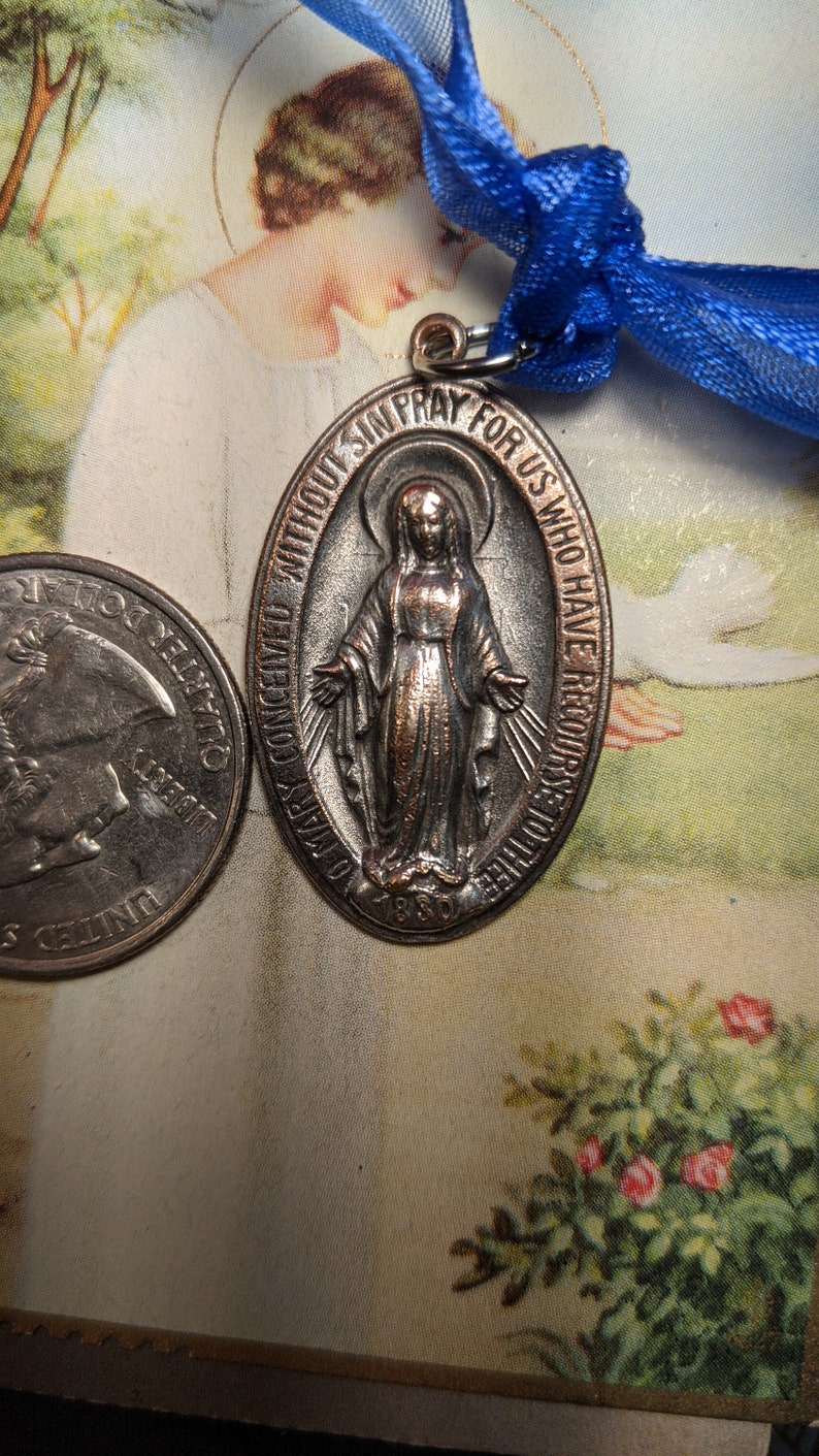 Vintage Rustic Old Virgin Mary Religious Miraculous Medal Pendant Heavier Weight