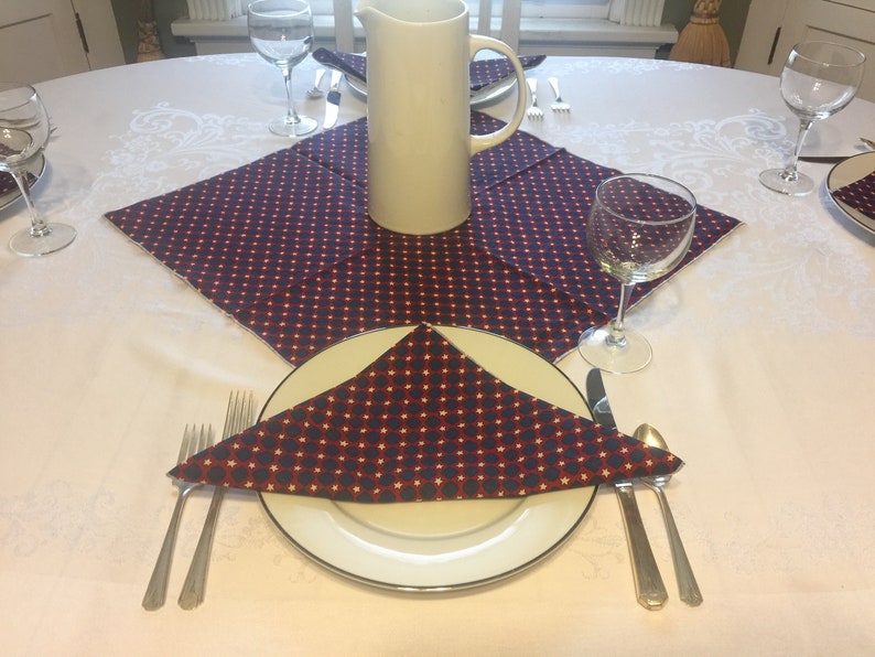 Cloth Table Napkins Image 0