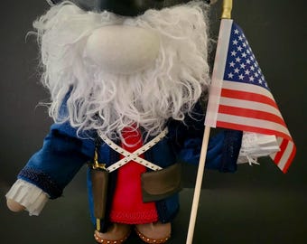 RÉSERVÉ À ANDREAPEASE - Soldat de style colonial, jour de l'indépendance, Gnome du 4 juillet