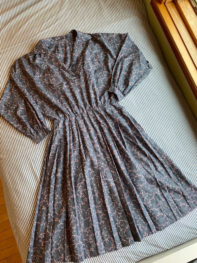 Vintage Pleated Blue Floral Dress