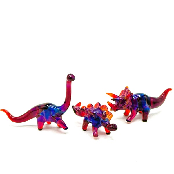 Glas Dinosaurier 3er Set! | Cosmic Pflanzenfresser-Kollektion | Handgemachte Glas Brontosaurus, Stegosaurus und Triceratops! | Handgefertigt in den USA