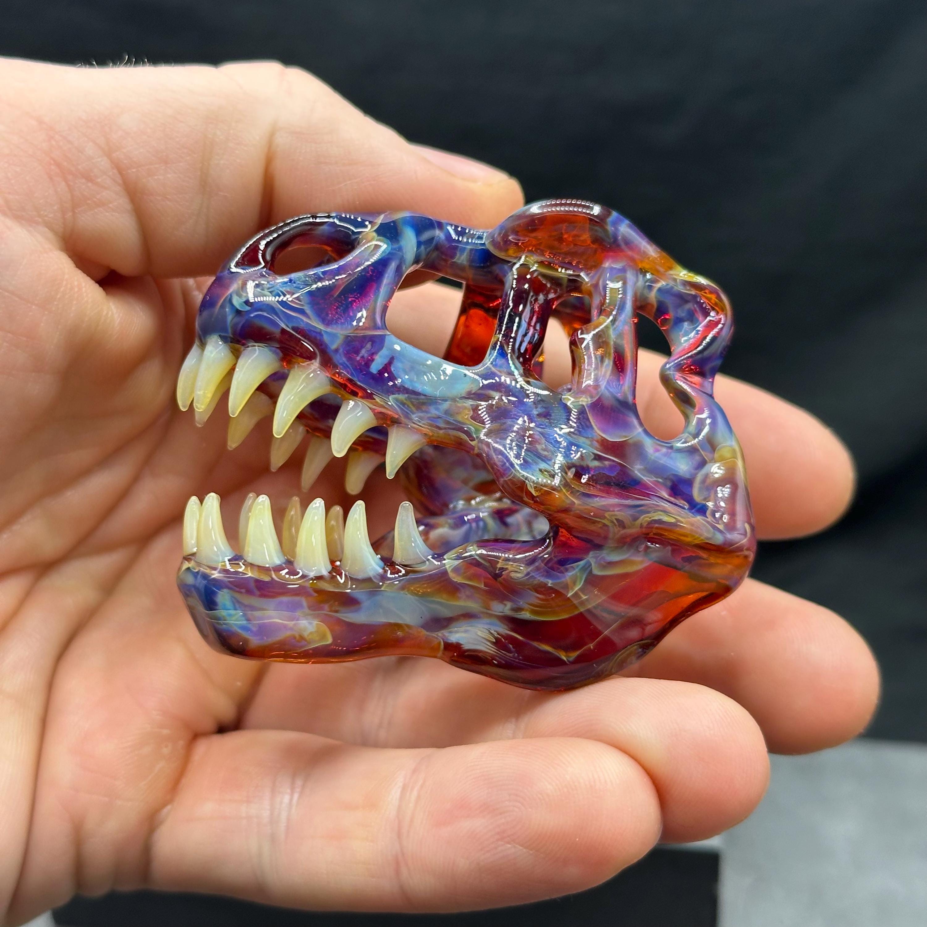 手作りのガラス製T-Rexの頭蓋骨、ミニチュア – 恐竜の彫刻 – リアルな