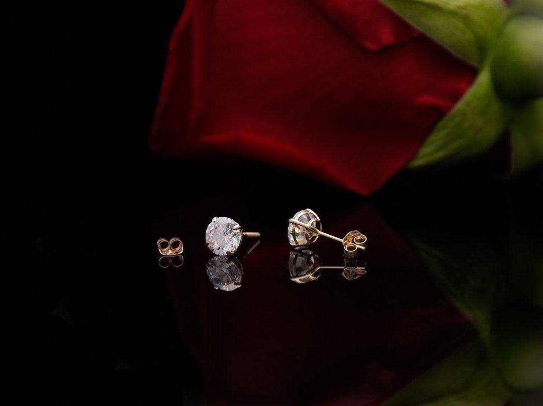 14K Yellow Gold Diamond Bar Drop Leverback Earrings | EG14028Y45JJ