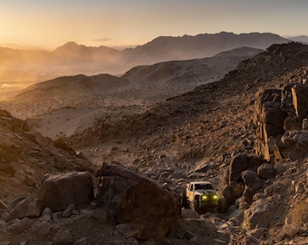 Johnson Valley Rock Crawling - POSTER WALL ART