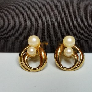 Avon Goud en Parel post Oorbellen