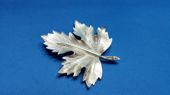 Silver Tone and Rhinestone Leaf Brooch - image 3