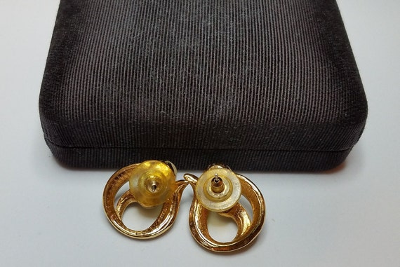 Avon Gold and Pearl Post Earrings - image 3