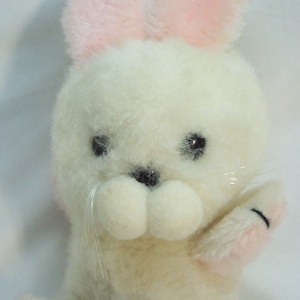 Vintage 1981 Dakin BUNNY RABBIT 6&quot; Plush Stuffed Animal Toy 1980&#39;s