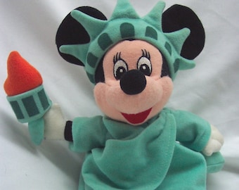 Vintage Disney Store STATUE OF LIBERTY Minnie Mouse 10" Bean Bag Stuffed Animal Toy 1990's