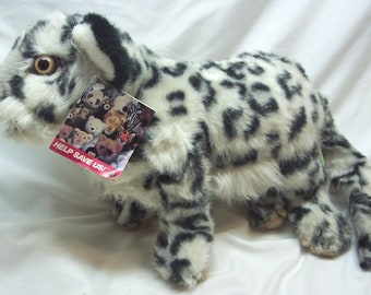 Vintage Applause World Wildlife Fund Snow Leopard Big Cat 9 Plush 1985