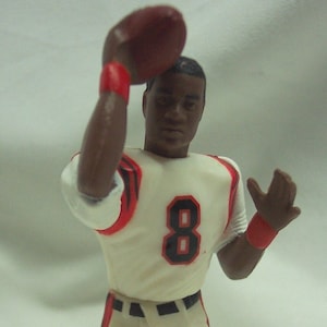 Vintage 1996 Cincinnati Bengals JEFF BLAKE #8 NFL Football Player Starting Lineup Action Figure Toy Kenner  1990&#39;s